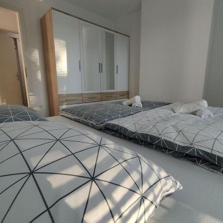 Apartment Sanya #3 Ljubljana Ngoại thất bức ảnh